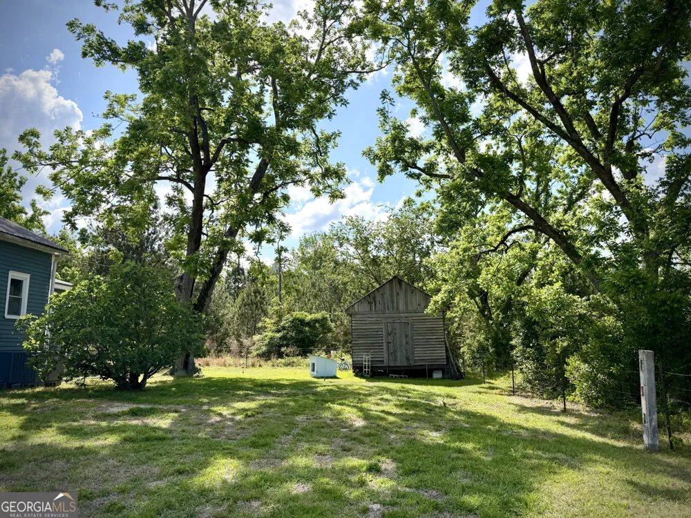 629 Bobby Fortner RD Kite, GA 31049