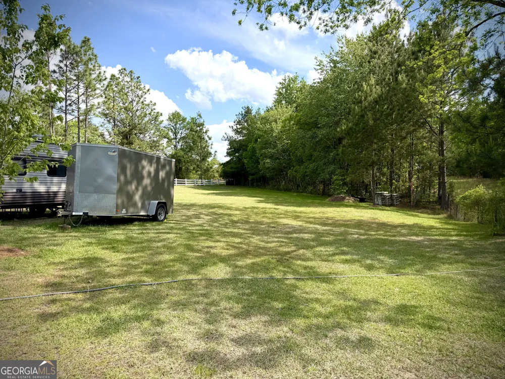 629 Bobby Fortner RD Kite, GA 31049