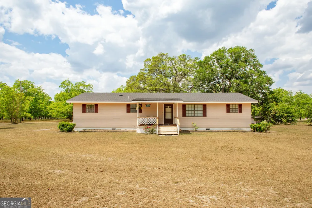 3113 Ware ST Blackshear, GA 31516