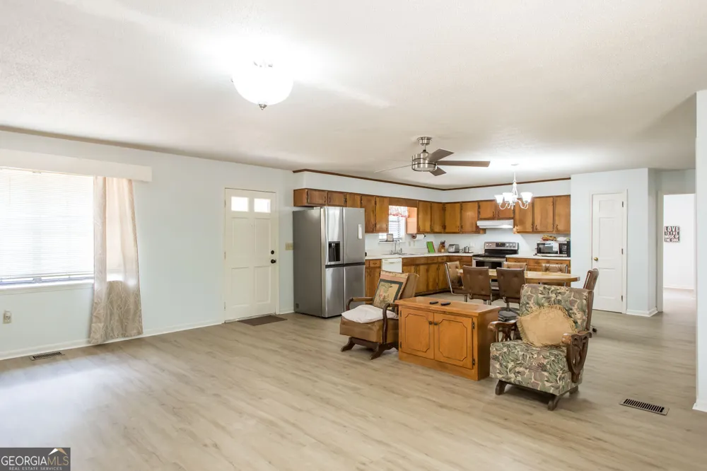 3113 Ware ST Blackshear, GA 31516