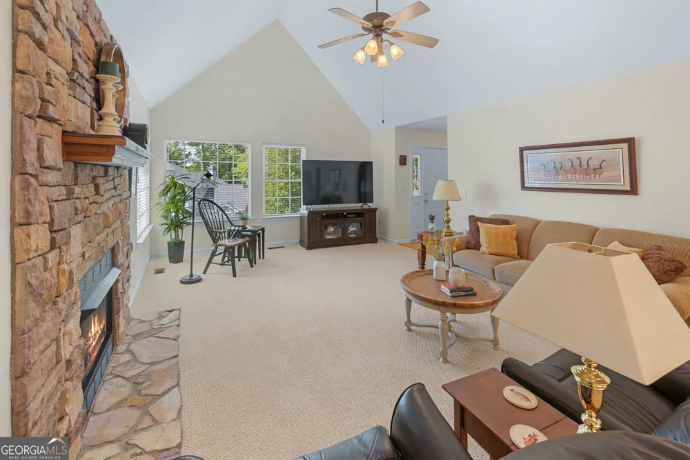 305 Point Place DR Westminster, SC 29693