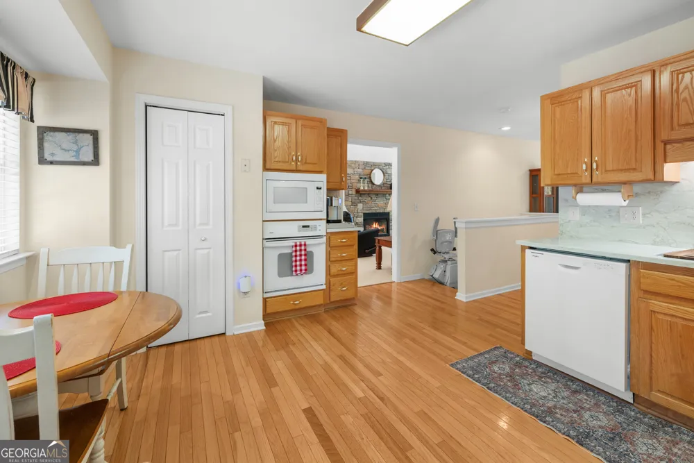 305 Point Place DR Westminster, SC 29693