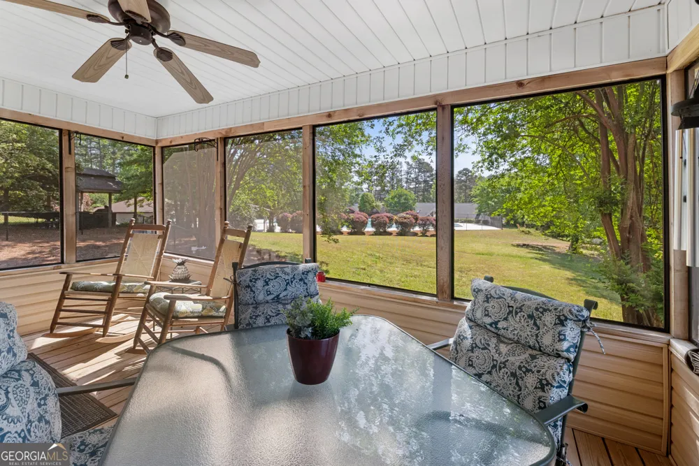 305 Point Place DR Westminster, SC 29693