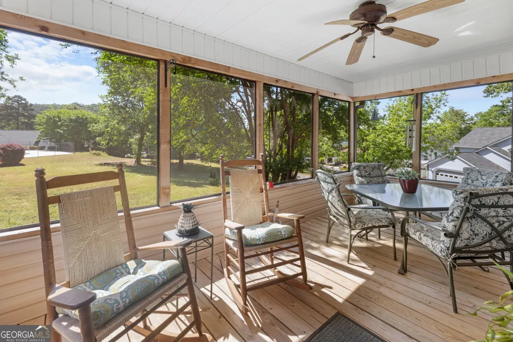 305 Point Place DR Westminster, SC 29693