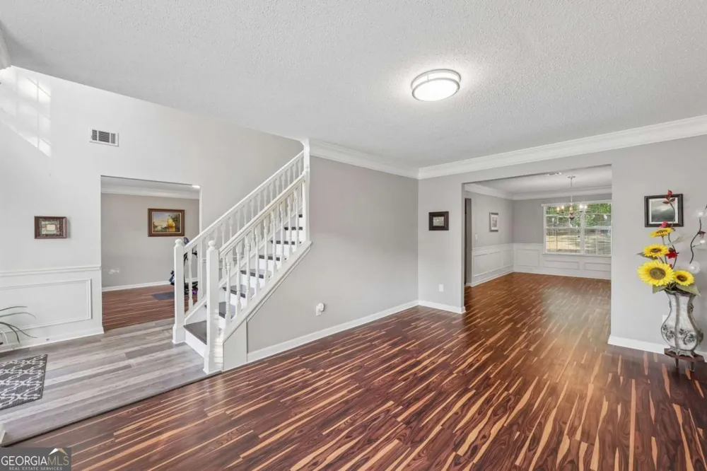 1943 Tulip Petal RD Auburn, GA 30011