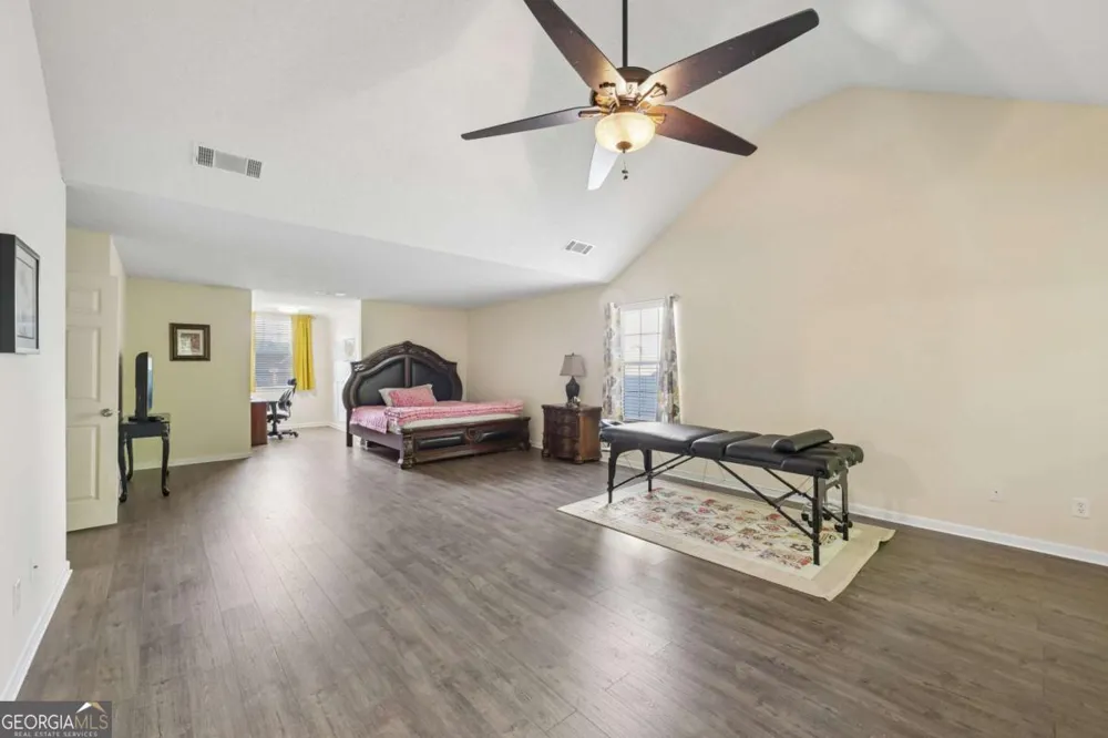 1943 Tulip Petal RD Auburn, GA 30011