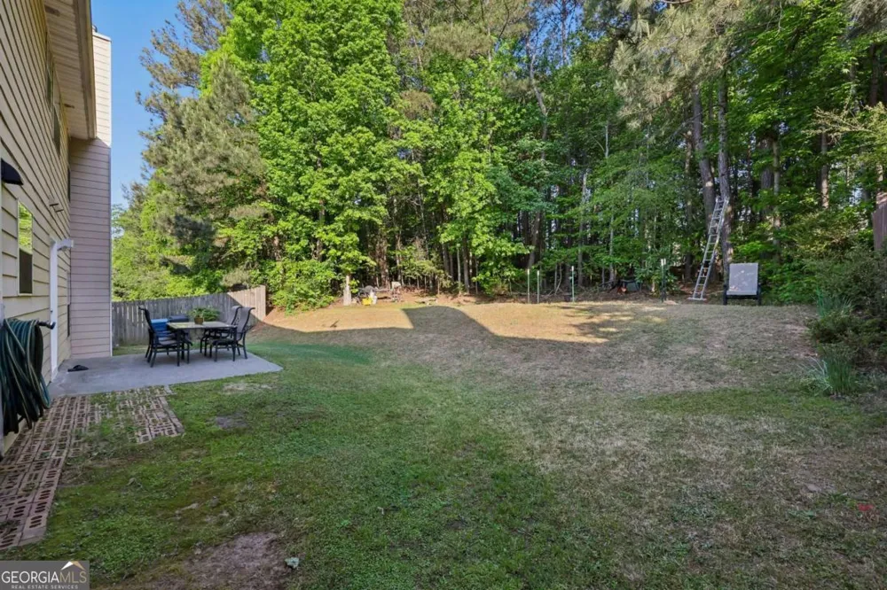 1943 Tulip Petal RD Auburn, GA 30011