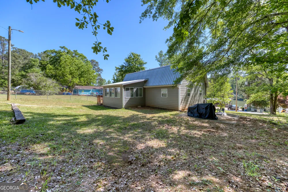 51 Cedar CIR West Point, GA 31833