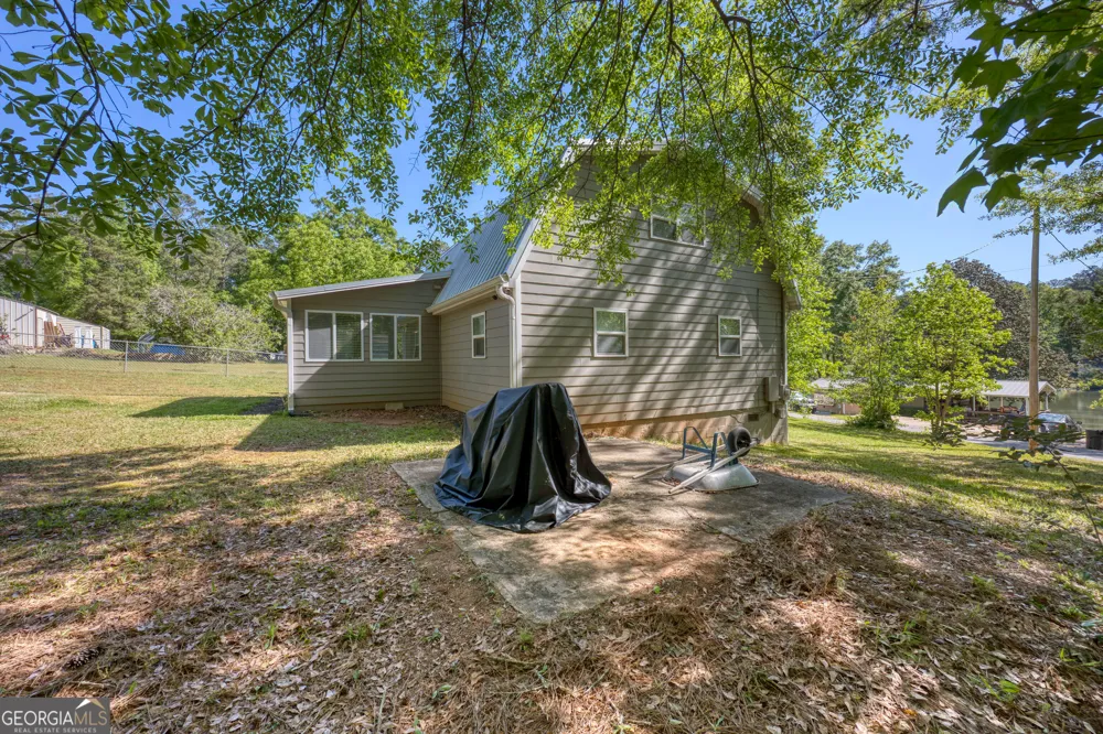 51 Cedar CIR West Point, GA 31833