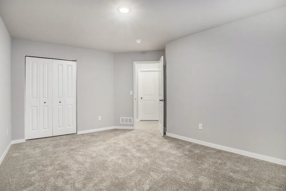 17539 Beechwood Lane Spring Lake, MI 49456