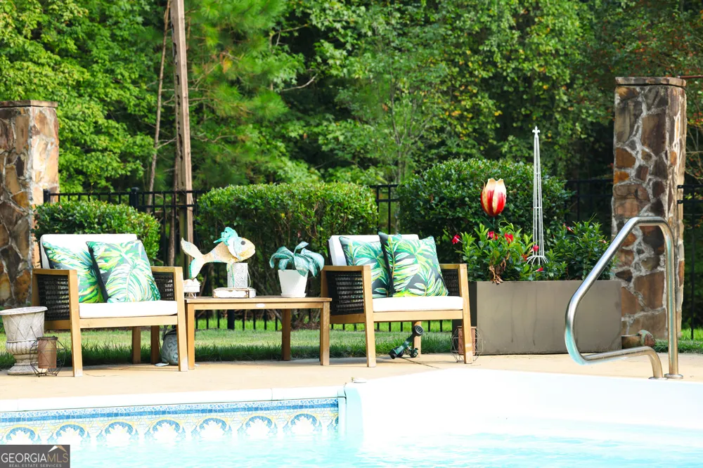 595 Grey Rock DR Midland, GA 31820