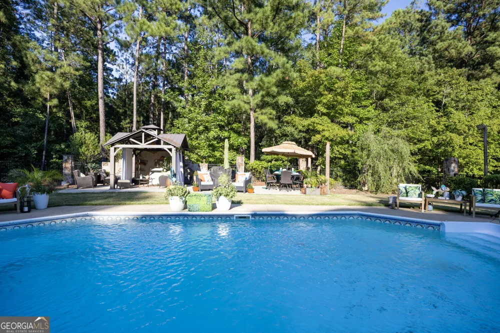 595 Grey Rock DR Midland, GA 31820