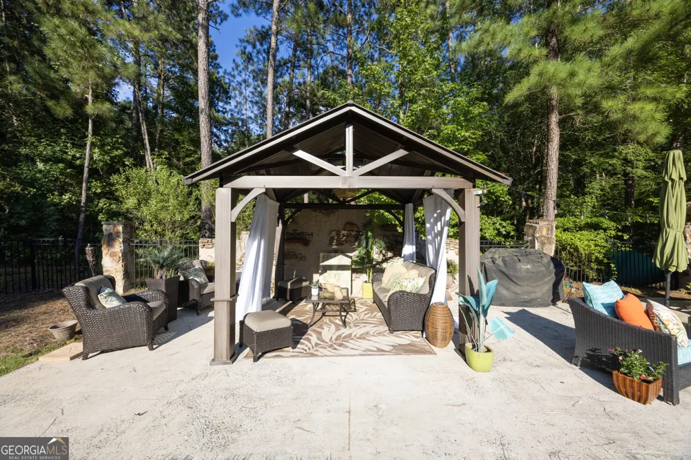 595 Grey Rock DR Midland, GA 31820