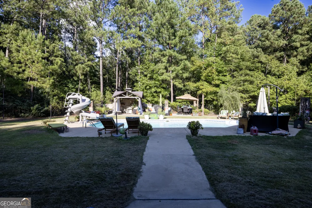595 Grey Rock DR Midland, GA 31820