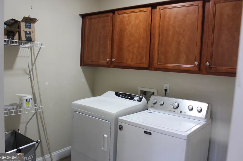 33 LEE ROAD 2076 Phenix City, AL 36870