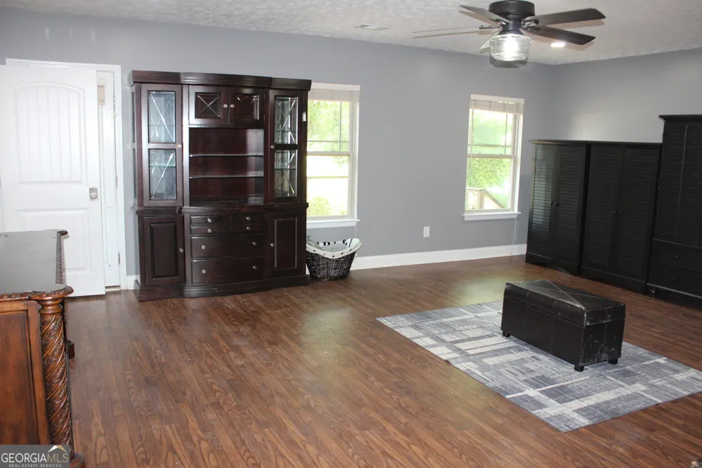 33 LEE ROAD 2076 Phenix City, AL 36870