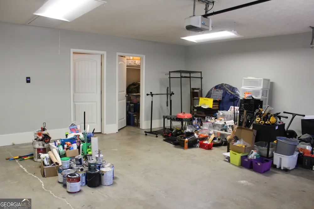 33 LEE ROAD 2076 Phenix City, AL 36870