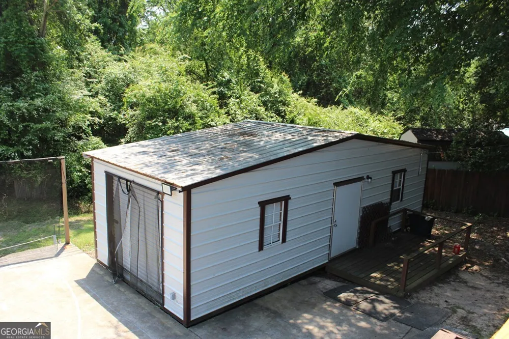 33 LEE ROAD 2076 Phenix City, AL 36870