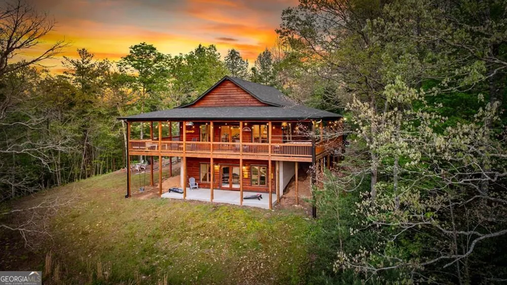 490 Walnut Hills DR Mineral Bluff, GA 30559