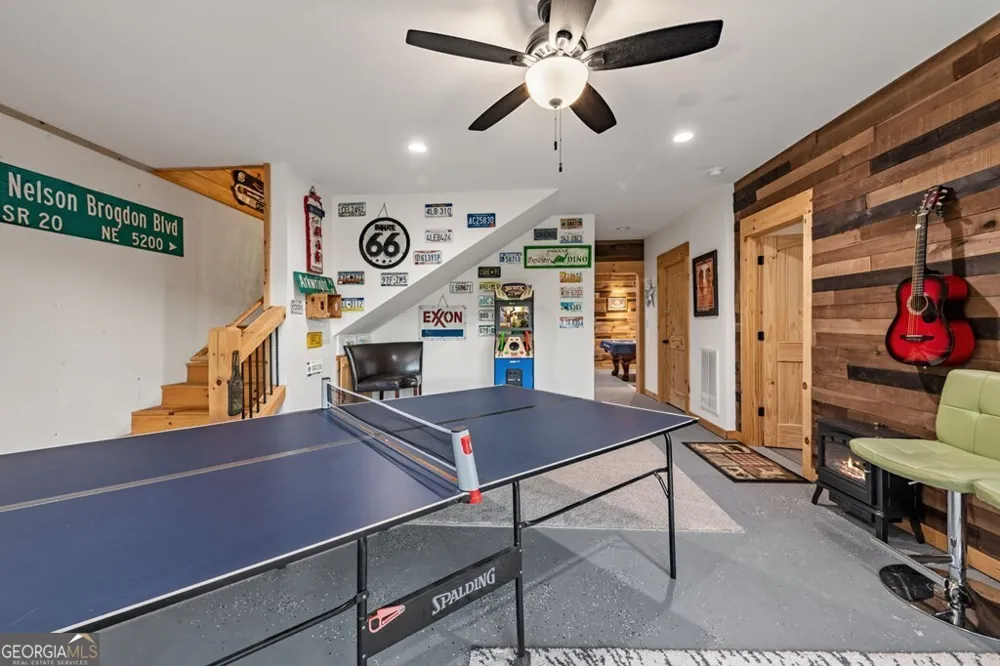 490 Walnut Hills DR Mineral Bluff, GA 30559