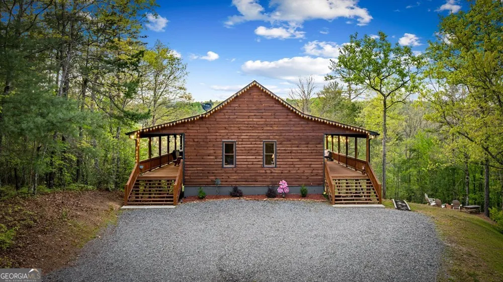 490 Walnut Hills DR Mineral Bluff, GA 30559