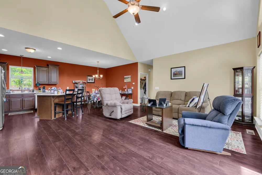 1894 Athens RD Carnesville, GA 30521