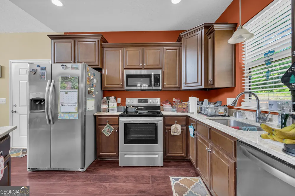 1894 Athens RD Carnesville, GA 30521