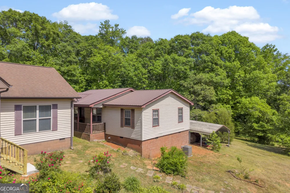 1894 Athens RD Carnesville, GA 30521