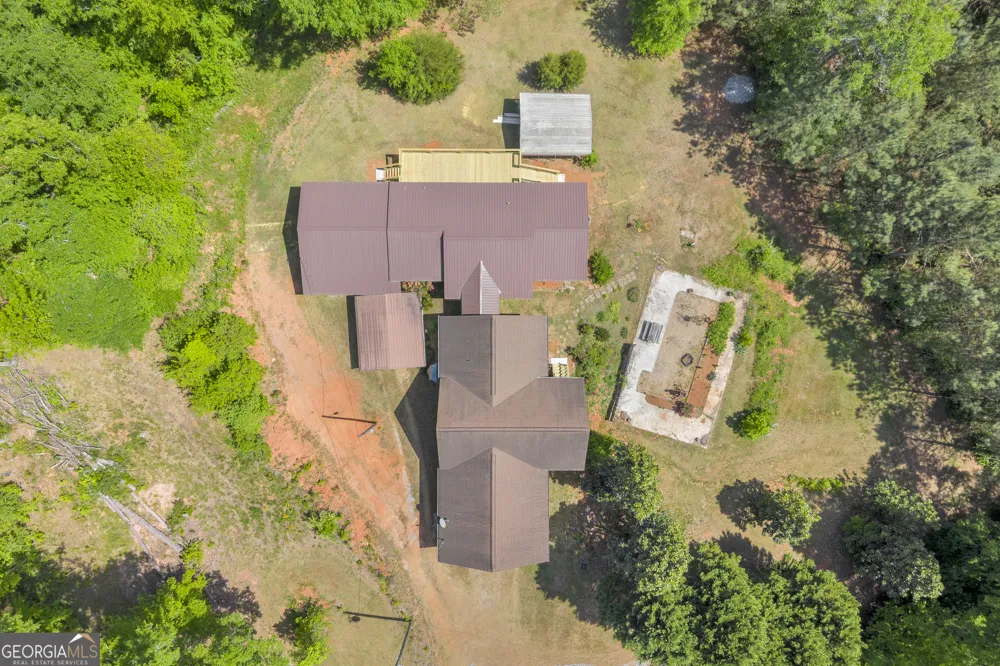 1894 Athens RD Carnesville, GA 30521