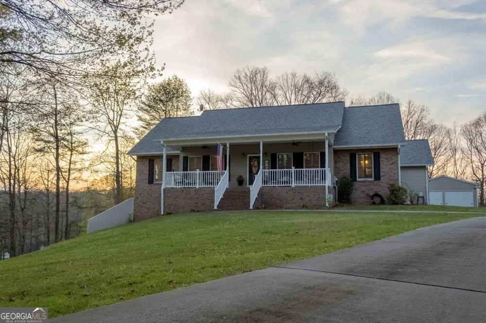 141 Chambers MTN Mineral Bluff, GA 30559