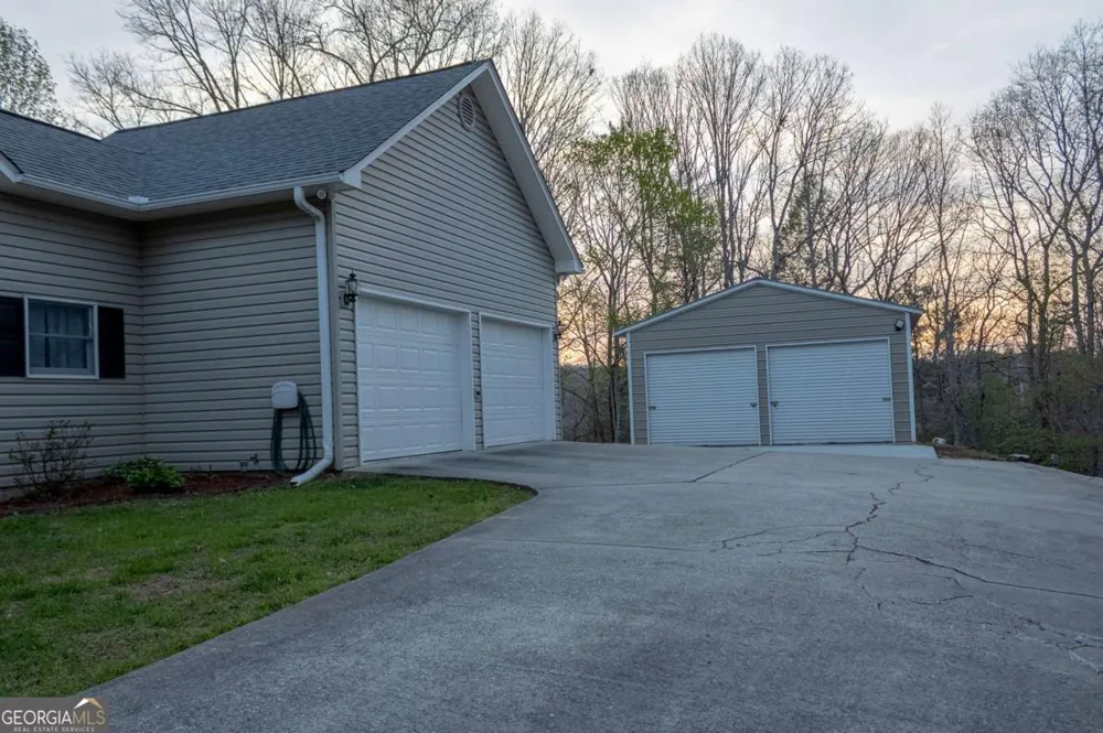 141 Chambers MTN Mineral Bluff, GA 30559