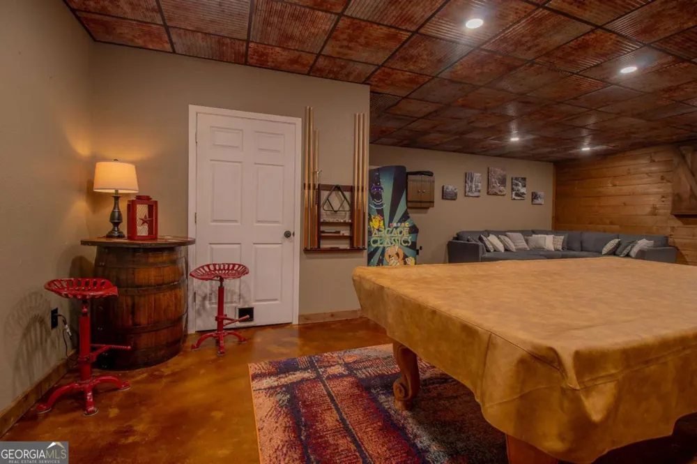 141 Chambers MTN Mineral Bluff, GA 30559