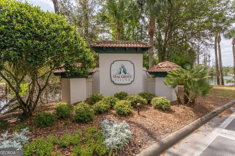 344 Oak Grove Island DR Brunswick, GA 31523
