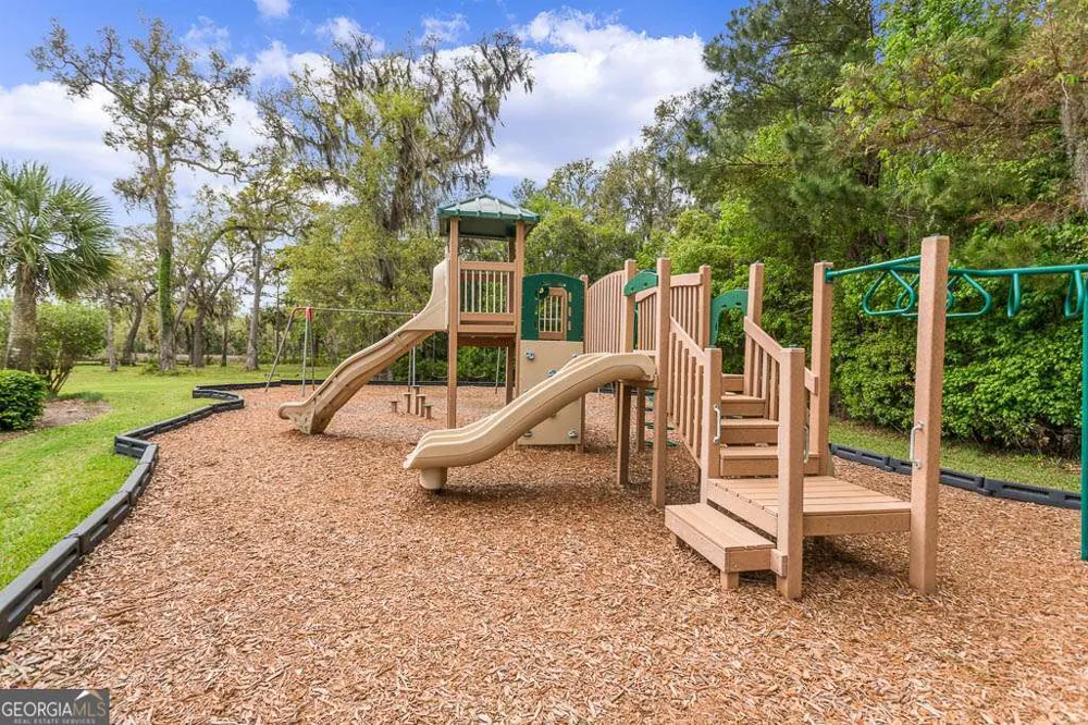 344 Oak Grove Island DR Brunswick, GA 31523