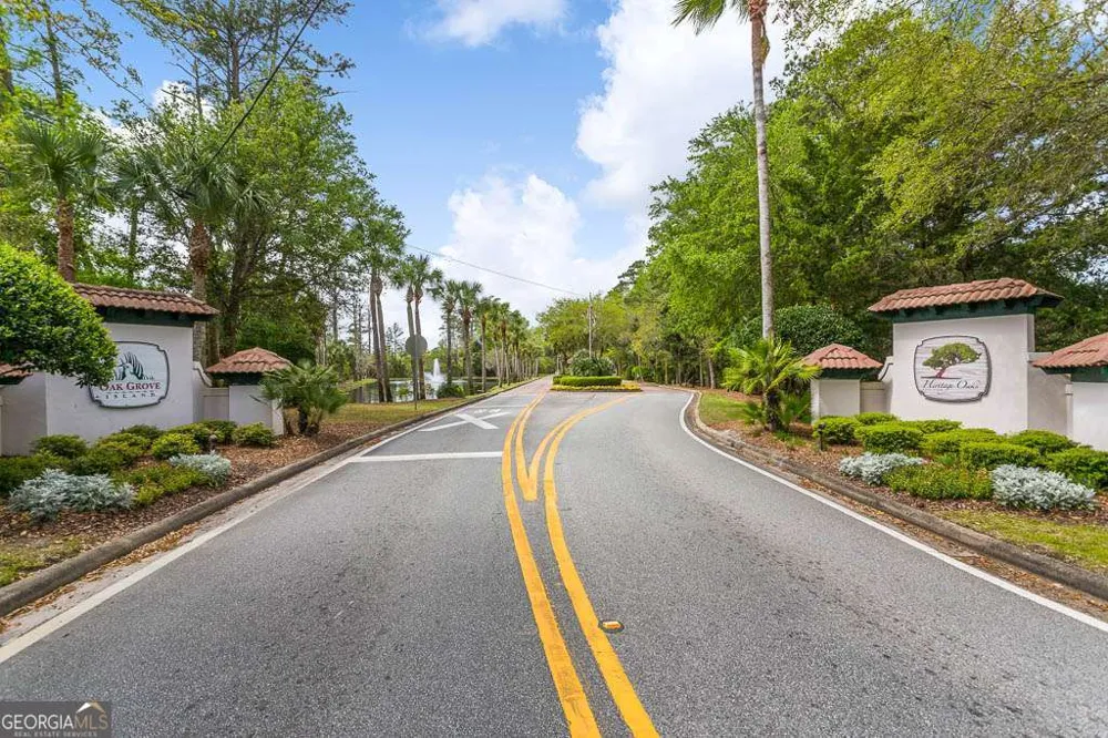 344 Oak Grove Island DR Brunswick, GA 31523