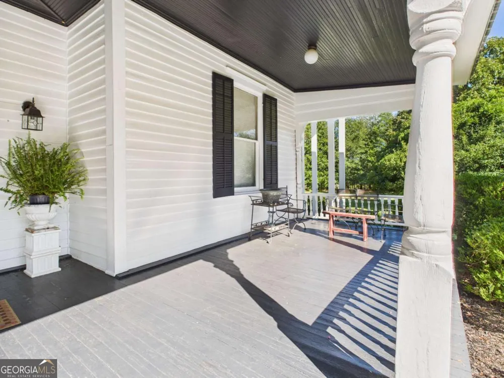 1170 Ash RD Bishop, GA 30621