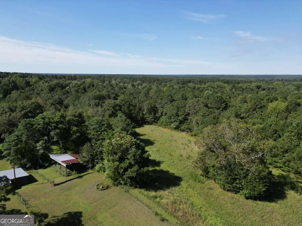 1170 Ash RD Bishop, GA 30621