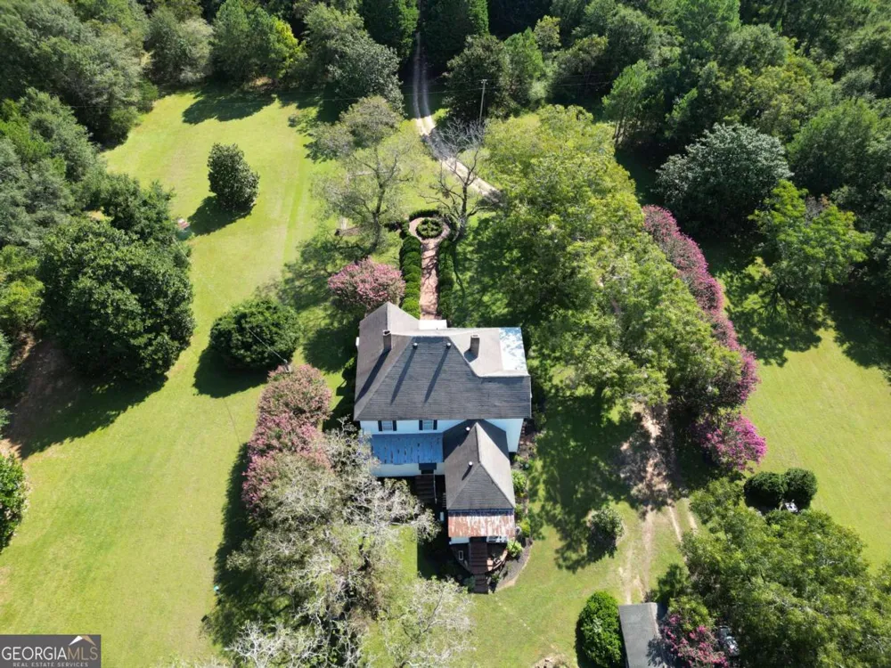 1170 Ash RD Bishop, GA 30621