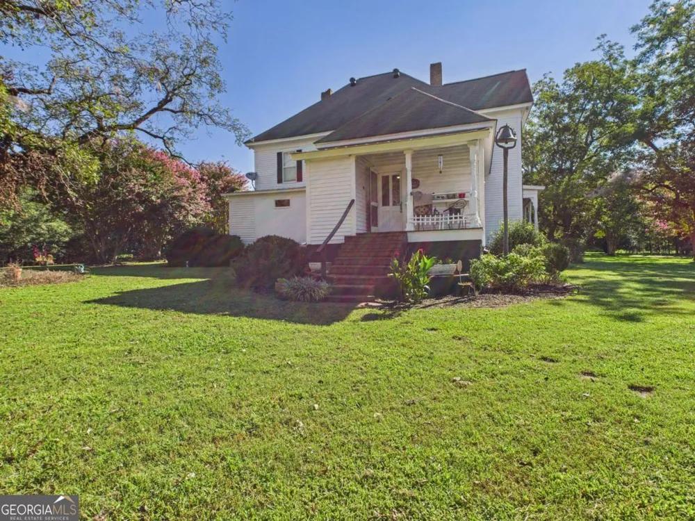 1170 Ash RD Bishop, GA 30621