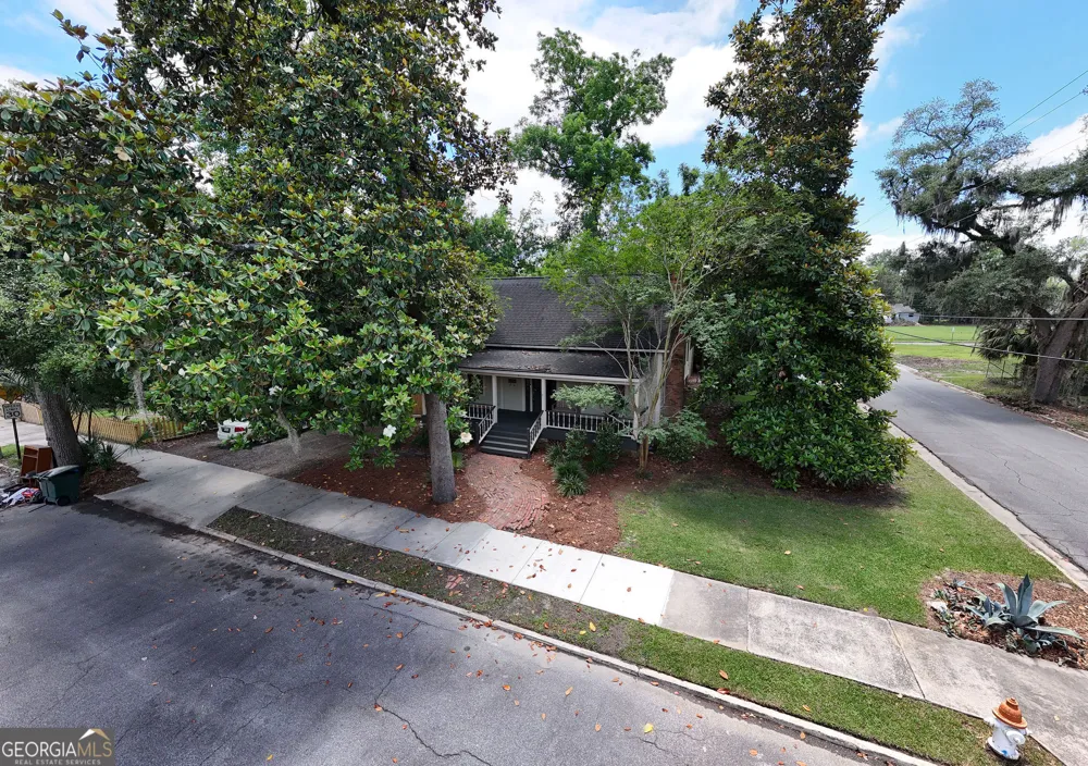 417 Central PL Valdosta, GA 31601