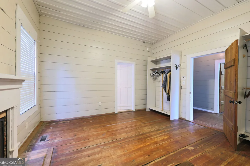 417 Central PL Valdosta, GA 31601