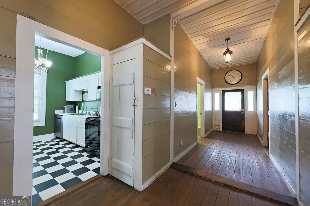 417 Central PL Valdosta, GA 31601