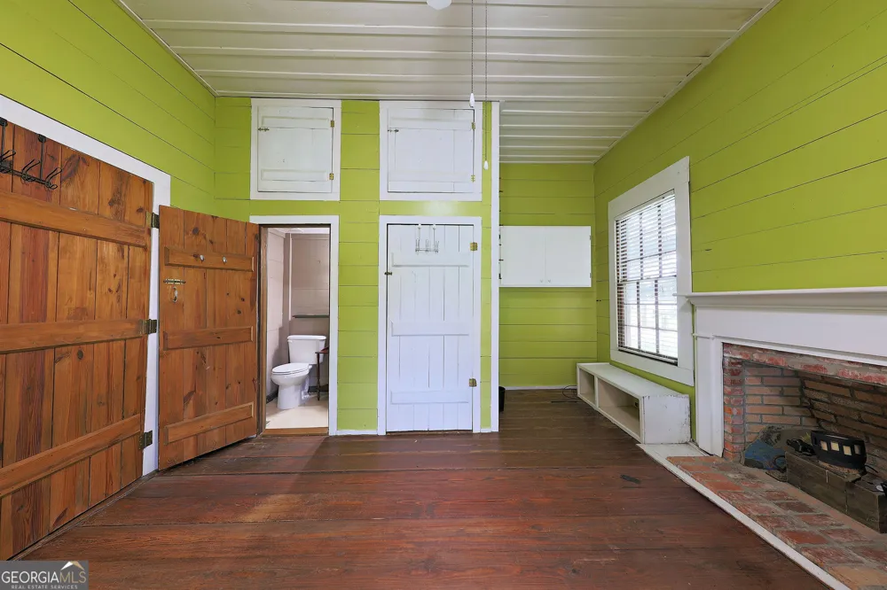 417 Central PL Valdosta, GA 31601