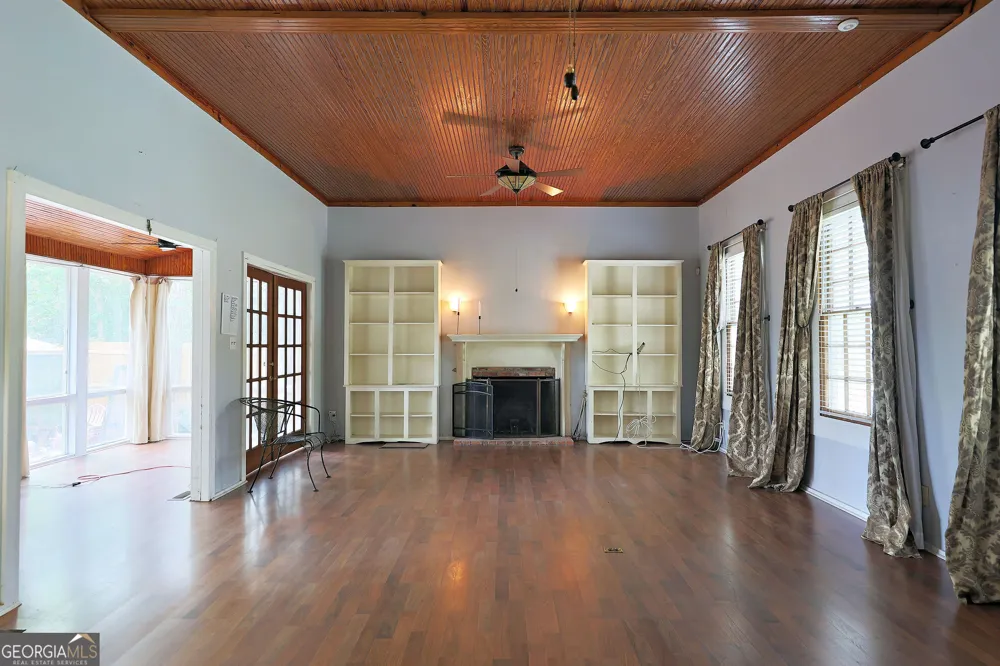 417 Central PL Valdosta, GA 31601