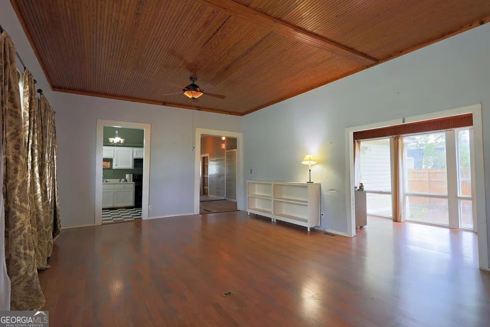 417 Central PL Valdosta, GA 31601