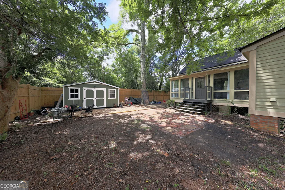 417 Central PL Valdosta, GA 31601