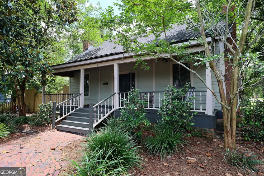 417 Central PL Valdosta, GA 31601