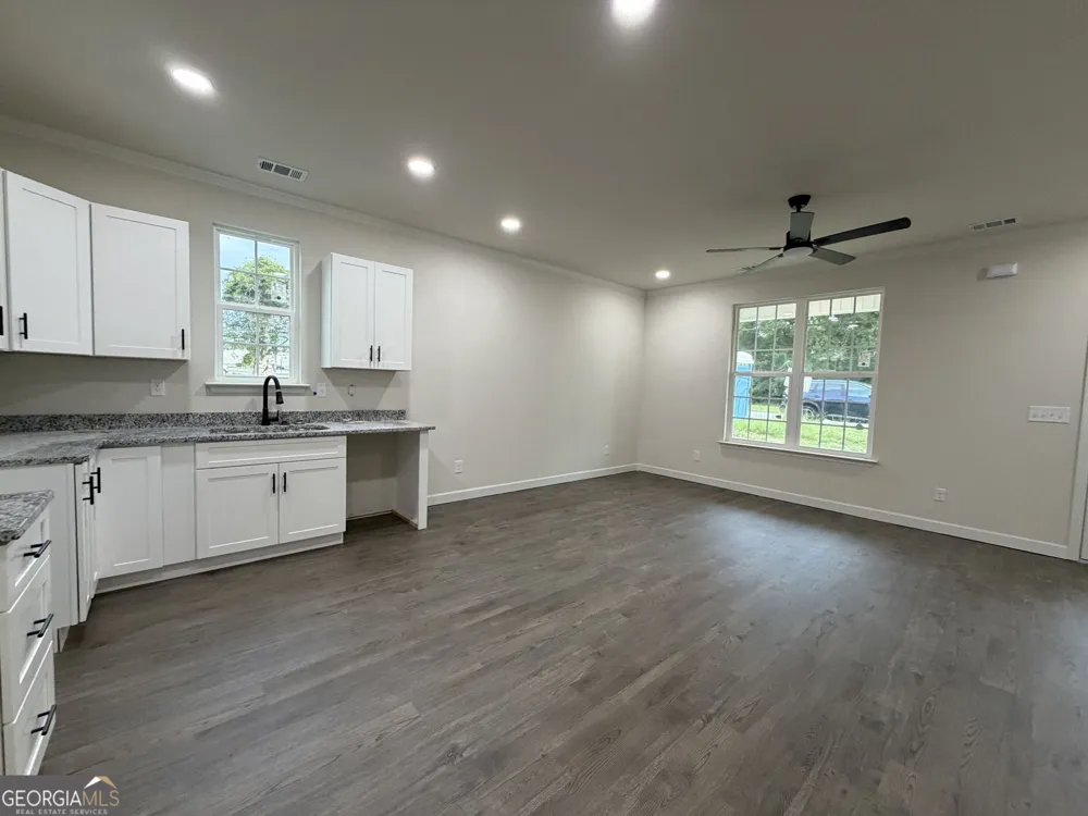 596 O Neal ST Thomson, GA 30824