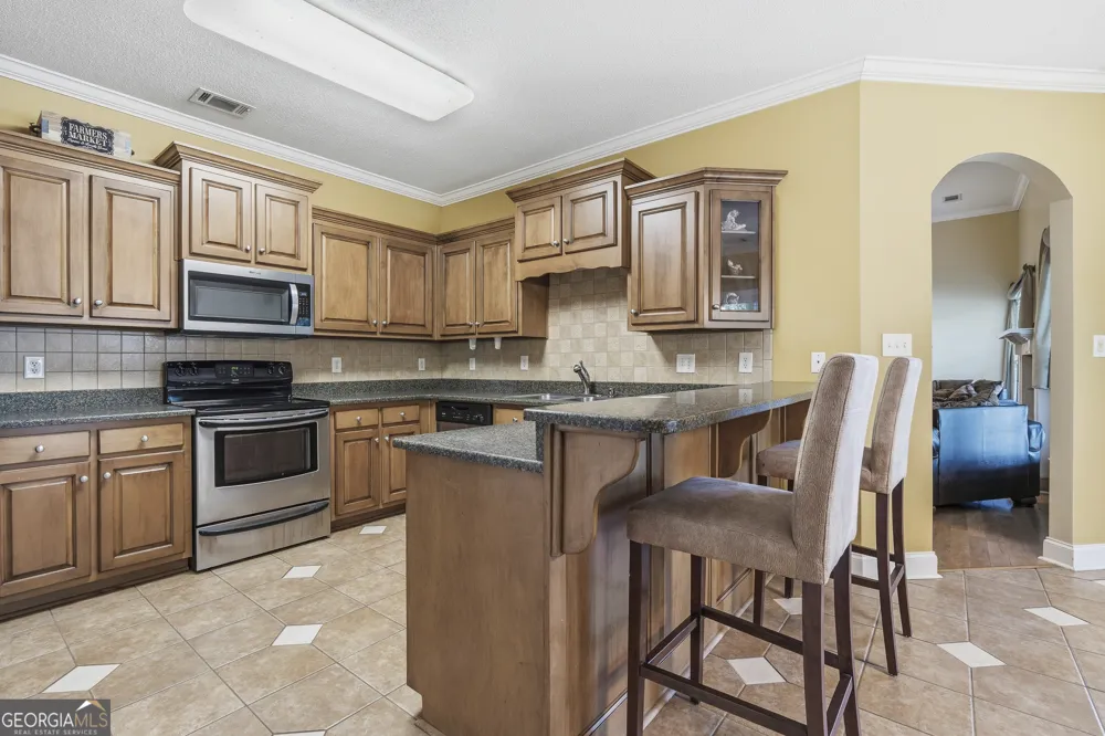 100 Jamestown CT Centerville, GA 31028