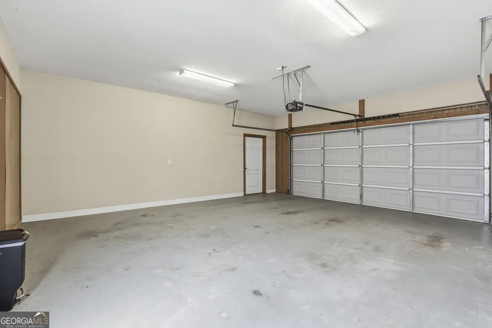 100 Jamestown CT Centerville, GA 31028